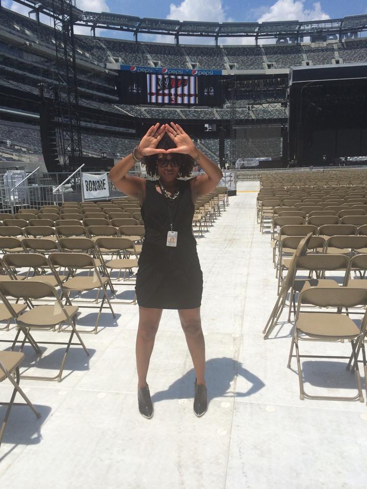 Jennifer D. Laws at the On The Run concert at MetLife Stadium - July 12, 2014